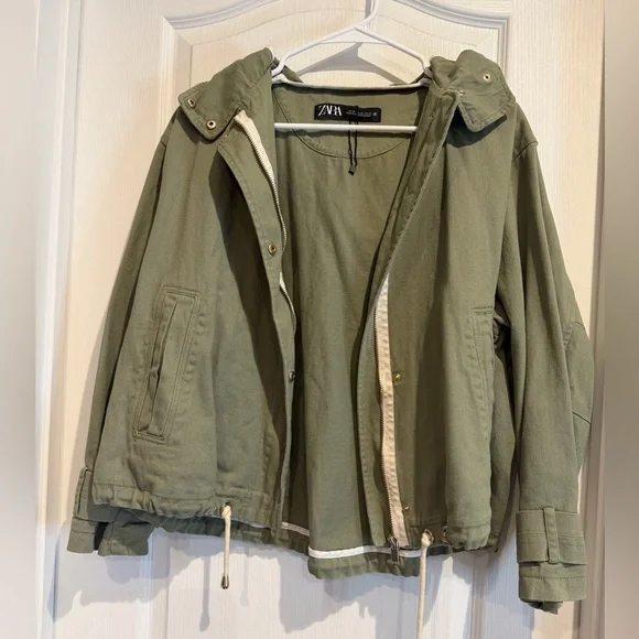 Zara Sage Green Women's Utility Jacket - Picture 4 of 7